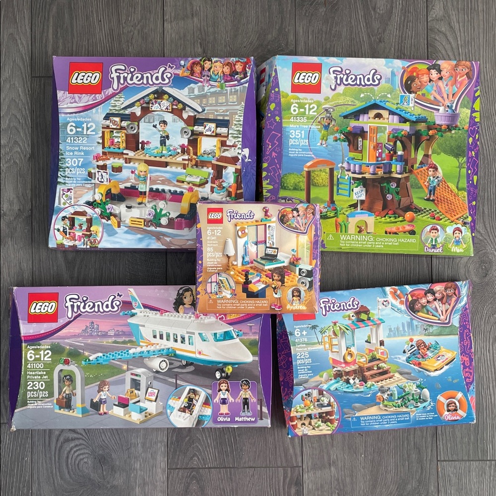 LEGO Friends snow resort ,tree house,private jet, turtles rescue mission etc lot